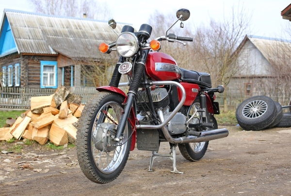 Белорус продает «Яву» за 1 500 долларов по курсу