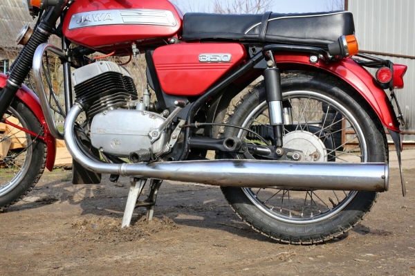 Белорус продает «Яву» за 1 500 долларов по курсу