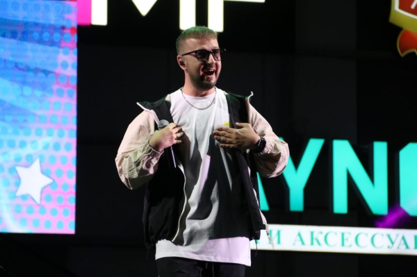 Выступлением Galibri & Mavik и красивым фейерверком завершились празднования 45-летия Московского района Бреста Выступлением Galibri & Mavik и красивым фейерверком завершились празднования 45-летия Московского района Бреста