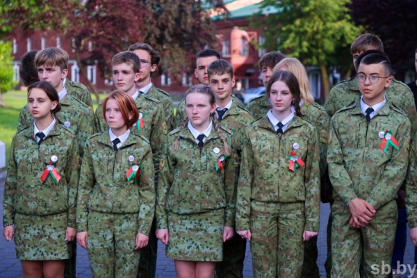 «Боевой расчет» в Брестской крепости «Боевой расчет» в Брестской крепости