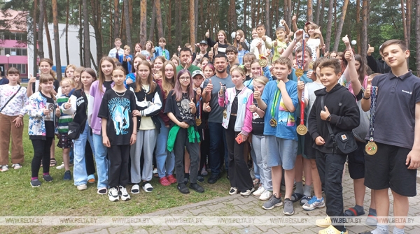 Начинал тренировки в самодельном спортзале. Виктор Братченя рассказал детям о своем пути к успеху Начинал тренировки в самодельном спортзале. Виктор Братченя рассказал детям о своем пути к успеху