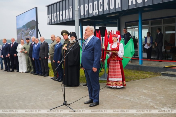 От винта! Под Брестом открыли новый аэродром ДОСААФ От винта! Под Брестом открыли новый аэродром ДОСААФ