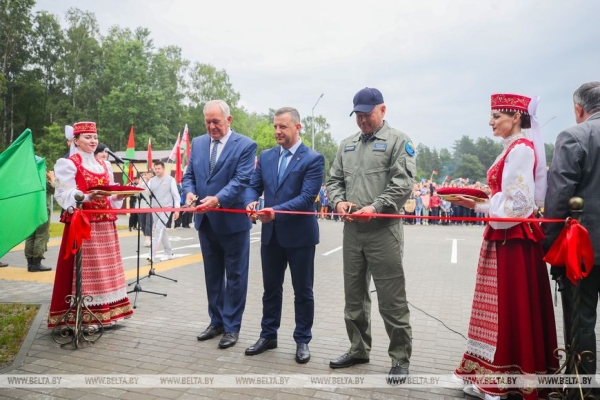От винта! Под Брестом открыли новый аэродром ДОСААФ От винта! Под Брестом открыли новый аэродром ДОСААФ