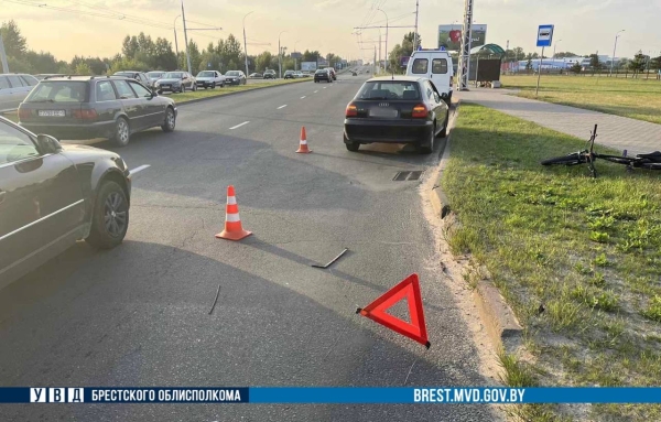 В Бресте сбили 21-летнюю велосипедистку В Бресте сбили 21-летнюю велосипедистку