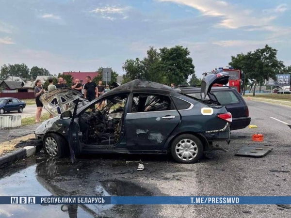 Пятеро детей пострадали в ДТП. Видео серьезного ДТП в Гомельской области