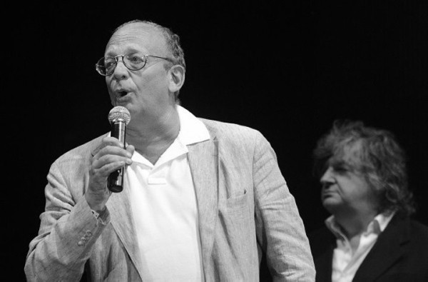 Умер легендарный переводчик «Терминатора» и тысяч других фильмов: в 90-х вы все слышали его голос Умер легендарный переводчик «Терминатора» и тысяч других фильмов: в 90-х вы все слышали его голос