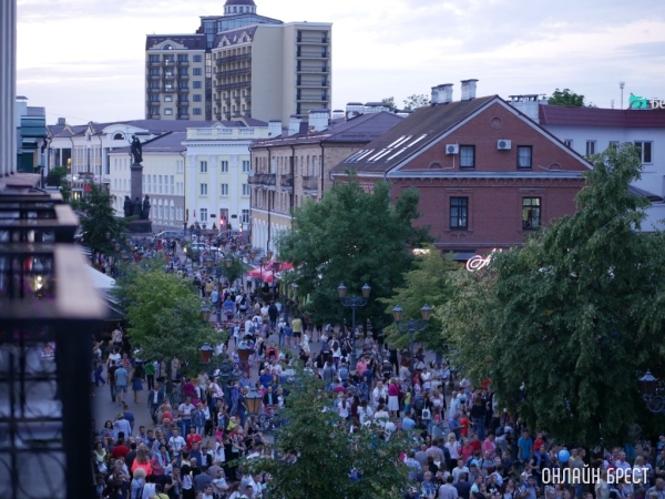 Белорусы рассказали, какой день недели самый тяжелый для работы