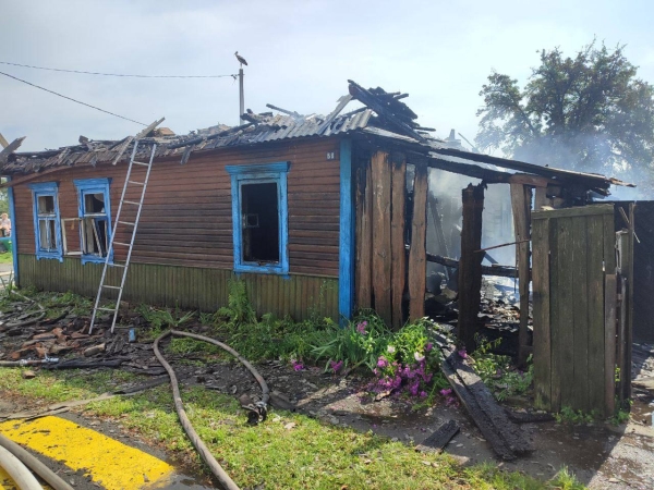 Сразу два пожара в Бытени (Ивацевичский район), один – со смертельным исходом Сразу два пожара в Бытени (Ивацевичский район), один – со смертельным исходом