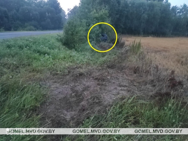 Подросток прокатился на отцовском автомобиле. Поездка закончилась плачевно Подросток прокатился на отцовском автомобиле. Поездка закончилась плачевно