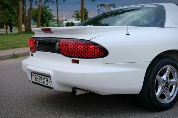 Показываем два редких Pontiac Firebird, которые есть в Беларуси Показываем два редких Pontiac Firebird, которые есть в Беларуси