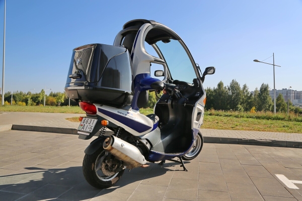 «Покупал за $2 200, но для меня — цены ему нет!» Белорус приобрёл редкий скутер BMW C1 «Покупал за $2 200, но для меня — цены ему нет!» Белорус приобрёл редкий скутер BMW C1