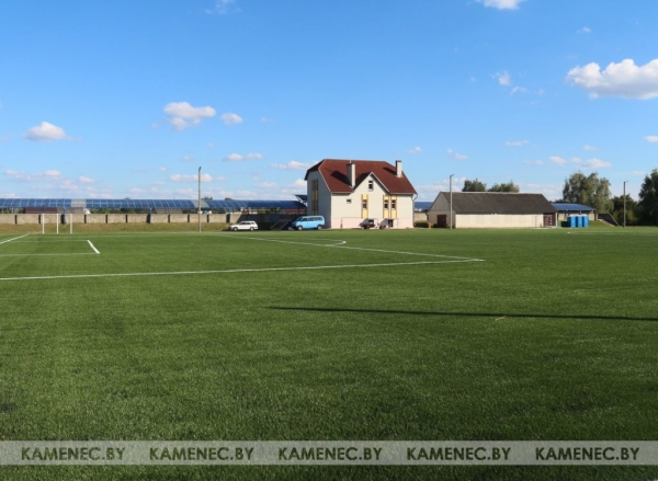 До и после. Предлагаем посмотреть на изменения Каменецкого стадиона «Колос» после обновления До и после. Предлагаем посмотреть на изменения Каменецкого стадиона «Колос» после обновления
