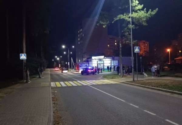 Видео наезда на 11-летнего подростка в Мачулищах появилось в соцсетях Видео наезда на 11-летнего подростка в Мачулищах появилось в соцсетях