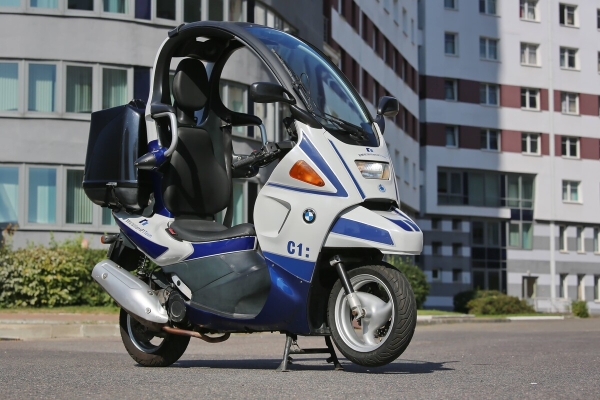 «Покупал за $2 200, но для меня — цены ему нет!» Белорус приобрёл редкий скутер BMW C1 «Покупал за $2 200, но для меня — цены ему нет!» Белорус приобрёл редкий скутер BMW C1