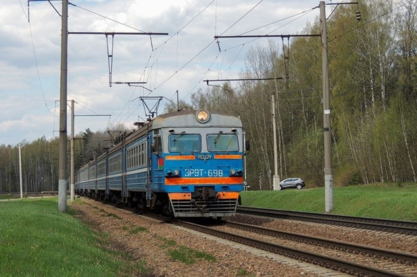 Бар в электричке и гостиница в вагоне: Самые странные и необычные поезда в Беларуси Бар в электричке и гостиница в вагоне: Самые странные и необычные поезда в Беларуси