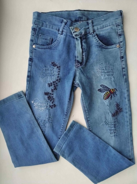 В Брестской области выявили опасную обувь и одежду для детей