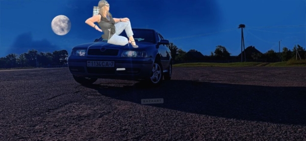 «Женщина-кошка» из Минска стала мемом. В автомобильных пабликах «пожар»