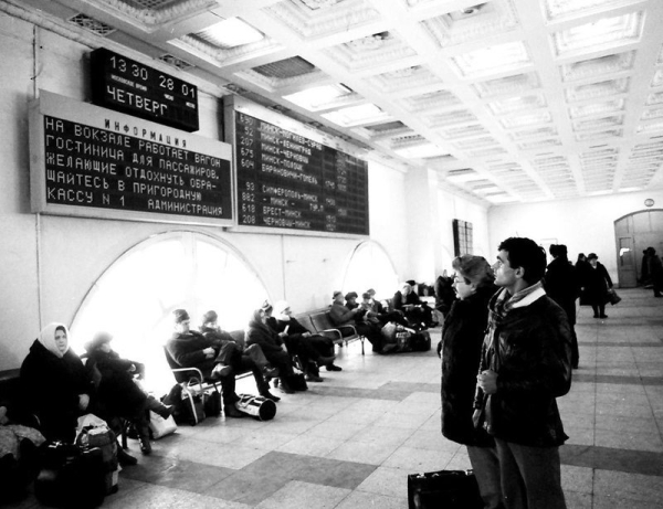 Бар в электричке и гостиница в вагоне: Самые странные и необычные поезда в Беларуси Бар в электричке и гостиница в вагоне: Самые странные и необычные поезда в Беларуси