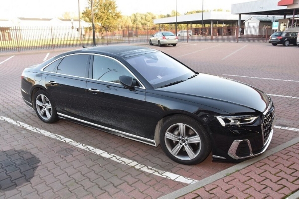 Audi более чем за $100 тысяч въезжала в Беларусь из Польши, но границу пересечь не смогла Audi более чем за $100 тысяч въезжала в Беларусь из Польши, но границу пересечь не смогла