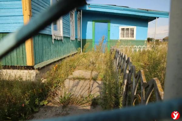 В три года весил 7 кг и спал в углу, как собака. Стали известны подробности о семье, в которой родители убили своего сына в Слуцке