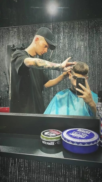 Жил в притоне и сдавал бутылки: как сирота вырвался из замкнутого круга