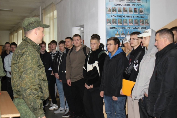 В Бресте в 38-ой отдельной гвардейской десантно-штурмовой бригаде прошел День призывника В Бресте в 38-ой отдельной гвардейской десантно-штурмовой бригаде прошел День призывника