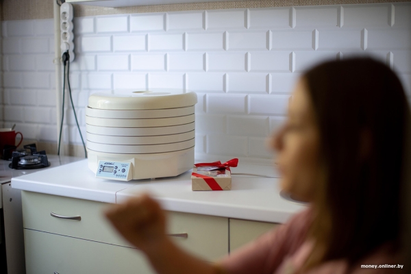 «За день выручка может быть 1000 рублей». Белорусы о том, как закатки и варенье конвертируются в море и iPhone