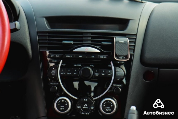 Была полицейской – сейчас немного Opel. Mazda RX-8 и ее необычная история