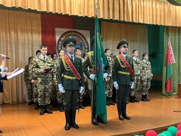 В Бресте состоялось открытие военно-патриотического клуба «Дубровский форт» В Бресте состоялось открытие военно-патриотического клуба «Дубровский форт»