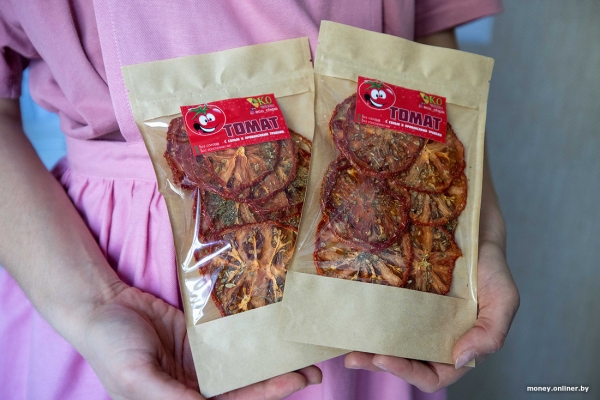 «За день выручка может быть 1000 рублей». Белорусы о том, как закатки и варенье конвертируются в море и iPhone