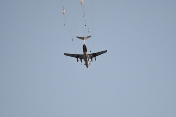 Сегодняшние прыжки из самолета Ил-76МД под Брестом. Смотрите фото Сегодняшние прыжки из самолета Ил-76МД под Брестом. Смотрите фото