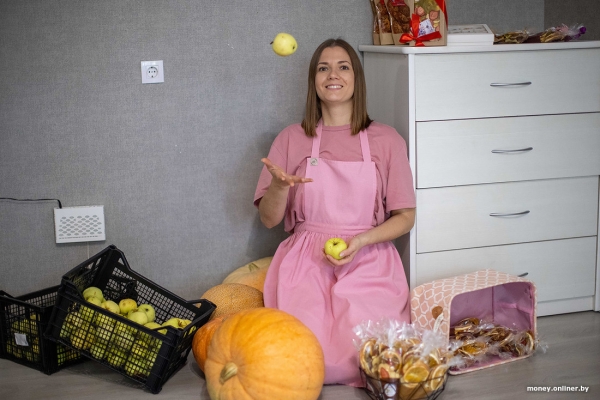 «За день выручка может быть 1000 рублей». Белорусы о том, как закатки и варенье конвертируются в море и iPhone