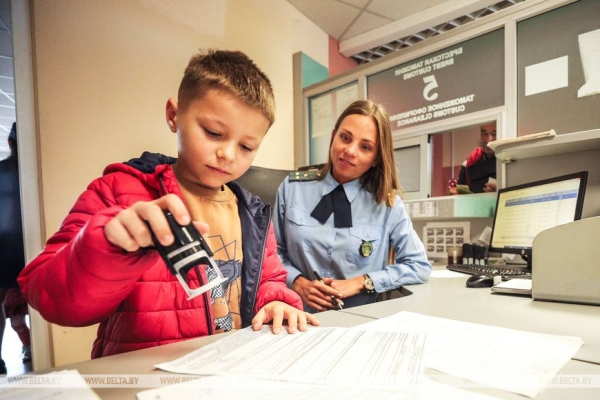 Для посещения нужен пропуск. Дети сотрудников Брестской таможни побывали на работе у своих родителей Для посещения нужен пропуск. Дети сотрудников Брестской таможни побывали на работе у своих родителей