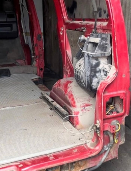 Полгода работы и $5 000 вложений! Белорус модно «затюнил» народный VW T4 Multivan Полгода работы и $5 000 вложений! Белорус модно «затюнил» народный VW T4 Multivan