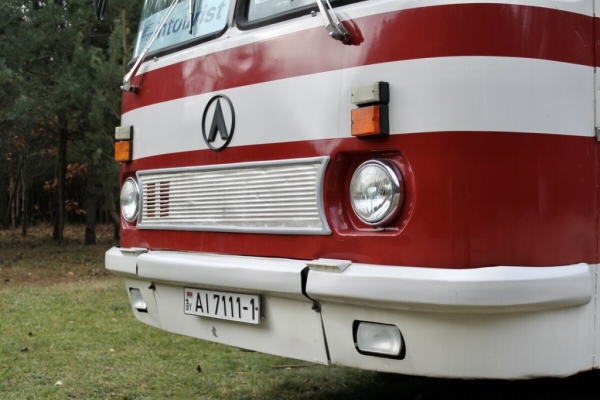 «Жена, конечно, не в восторге». Брестчанин купил советский ЛАЗ-699Р за $1 000, а вложил уже 10 тысяч долларов «Жена, конечно, не в восторге». Брестчанин купил советский ЛАЗ-699Р за $1 000, а вложил уже 10 тысяч долларов