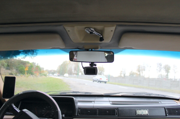 Настоящий «шведский чемодан»! На брестских улицах до сих пор ездит на неубиваемом Volvo 740 GL