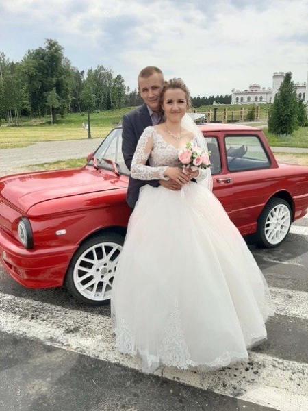 Когда картинка из интернета стала реальностью: как владелец «Запорожца» сделал из обычного старого авто мечту фотографа Когда картинка из интернета стала реальностью: как владелец «Запорожца» сделал из обычного старого авто мечту фотографа