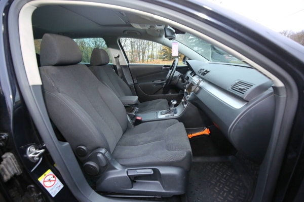 Белорус купил бензиновый VW Passat (B6) за $6 800. Проверили, стоил ли он своих денег Белорус купил бензиновый VW Passat (B6) за $6 800. Проверили, стоил ли он своих денег