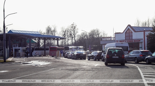 Об особенностях работы пунктов контроля оплаты на границе рассказали в ГАИ