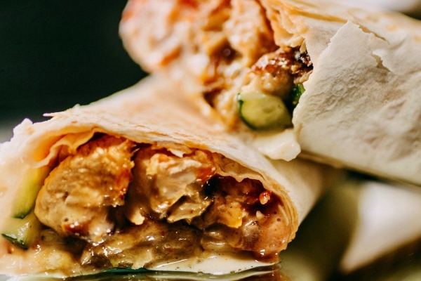 Новый фудтрак «Кебаб на месте» открылся в Задворцах в Бресте! Бизнес-ланчи, шаурма, бургеры, фри, гонконгские вафли и многое другое Новый фудтрак «Кебаб на месте» открылся в Задворцах в Бресте! Бизнес-ланчи, шаурма, бургеры, фри, гонконгские вафли и многое другое