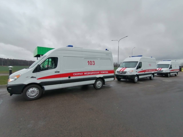 Пополнение автопарка «скорых». Три новых автомобиля прибыли накануне в Брест