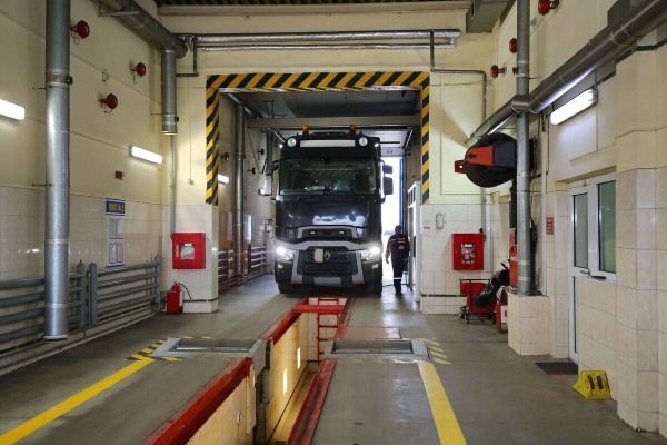 С декабря машины на «всесезонке» техосмотр не пройдут! Что еще нужно учесть перед посещением станции диагностики?