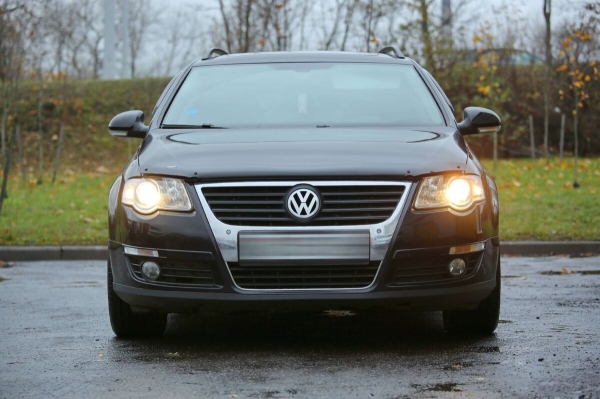 Белорус купил бензиновый VW Passat (B6) за $6 800. Проверили, стоил ли он своих денег Белорус купил бензиновый VW Passat (B6) за $6 800. Проверили, стоил ли он своих денег