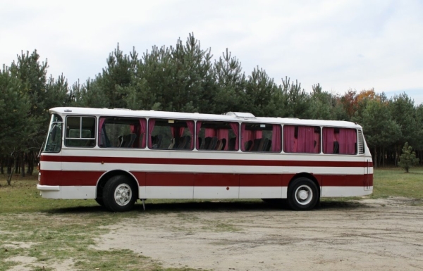 «Жена, конечно, не в восторге». Брестчанин купил советский ЛАЗ-699Р за $1 000, а вложил уже 10 тысяч долларов «Жена, конечно, не в восторге». Брестчанин купил советский ЛАЗ-699Р за $1 000, а вложил уже 10 тысяч долларов