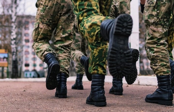 Белорус получил полгода колонии за уклонение от службы в армии Белорус получил полгода колонии за уклонение от службы в армии