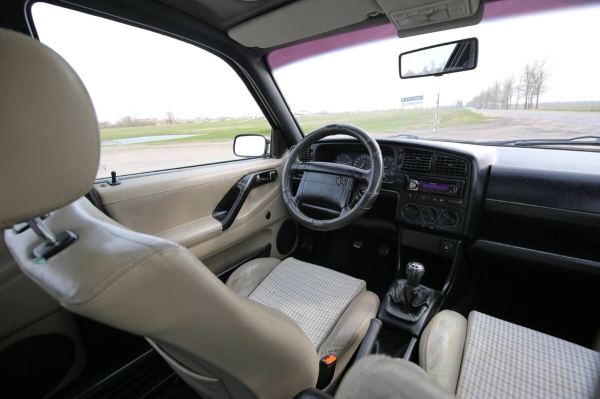 «Покраска обошлась в $3 200». В Беларуси нашли редкий VW Passat VR6 (B4)