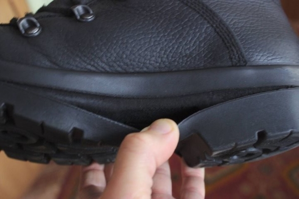 Треснула подошва или потек холодильник? Куда можно обратиться с просьбой о защите прав потребителя