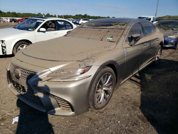 «Теперь только на запчасти». Белорус купил в Америке «биток», но восстановить его не смог