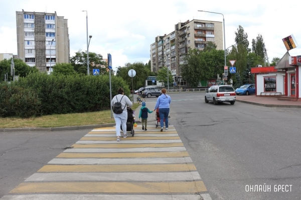 Папы, мамы и их права. Разбираемся с юристом в тонкостях отпусков и дополнительных выходных для родителей Папы, мамы и их права. Разбираемся с юристом в тонкостях отпусков и дополнительных выходных для родителей